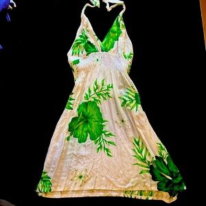 Beautiful Thrifted authentic Y2K Halter Sundress W/flower design